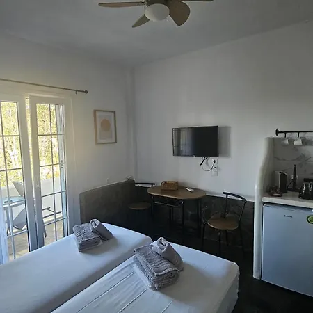 Enalia Apartman