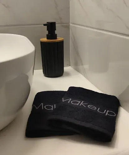 Enalia Korissia (Kea)